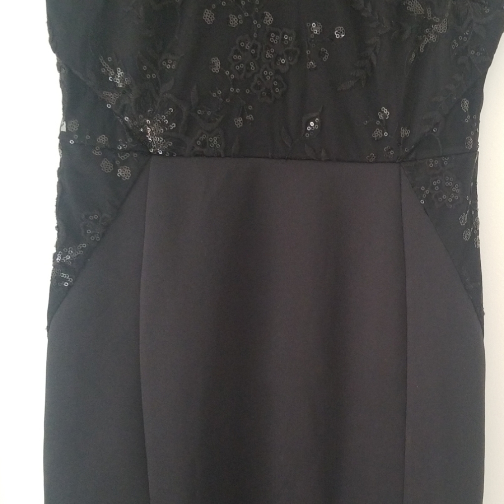 Dress - Picture 2 of 8
